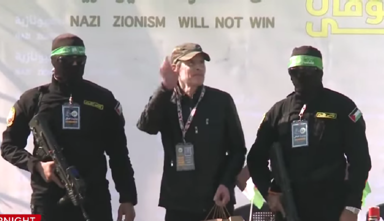 Hamas anunţă eliberarea lui Edan Alexander, ultimul ostatic american despre care se ştie că mai este în viaţă în Gaza Hamas anunţă eliberarea lui Edan Alexander, ultimul ostatic american despre care se ştie că mai este în viaţă în Gaza